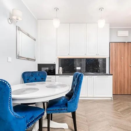 Kasprzaka 29c Free Garage By Perfect 华沙