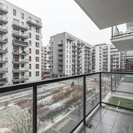 Kasprzaka 29c Free Garage By Perfect *