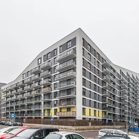 Kasprzaka 29c Free Garage By Perfect